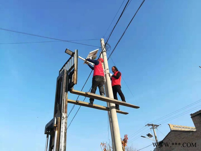 天光照明 抱箍太阳能路灯 挂墙太阳能路灯供应 抱电线杆太阳能路灯厂家 一体化太阳能路灯图2