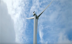 人们怎样利用风力发电？在高高的风力涡轮机上工作是何画风？